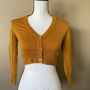 Long sleeve button-up crop top